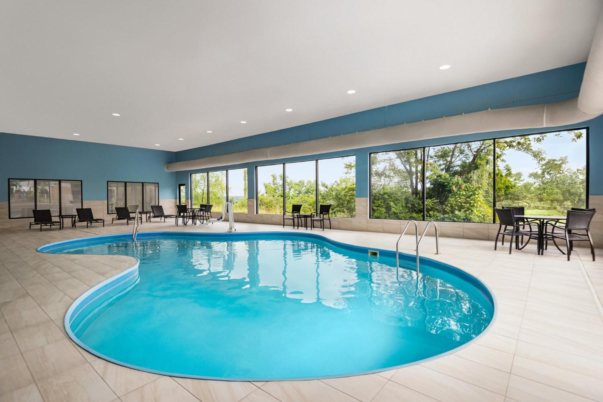Holiday Inn Express Morgantown By Ihg Eksteriør billede